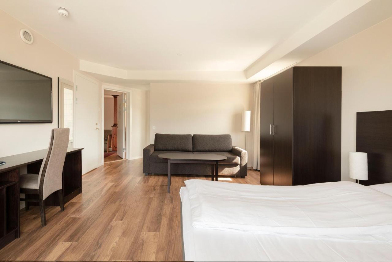 Aursnes Hotell Sykkylven Екстер'єр фото